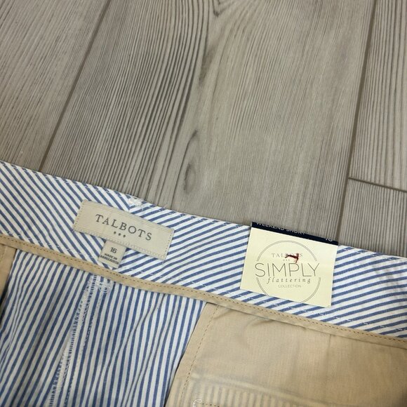 NWT Talbots Size 16 Weekend Shorts Blue White Seersucker 7” Inseam - Picture 4 of 11